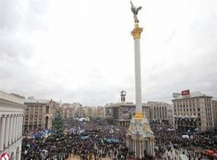 Оппозиция зовет украинцев в 12:00 на предупредительную забастовку