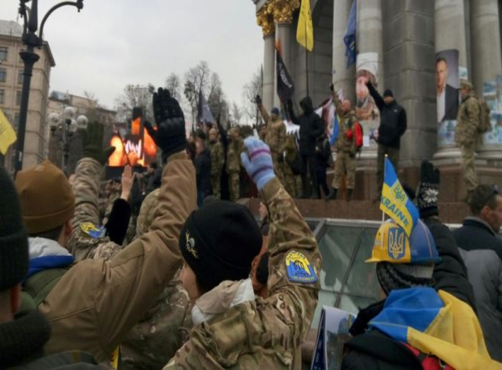 Митингующие на Майдане выдвинули три своих главных требования