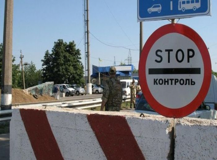 Что происходит на границе с Крымом. Стрельба, закрытые пункты пропуска, скопление военной техники