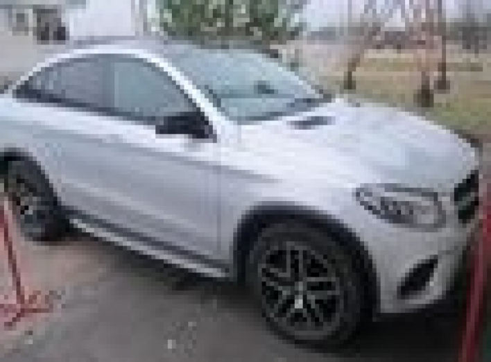 Украденный во Франции автомобиль стоимостью 2,5 миллиона гривен обнаружен недалеко от Славутича