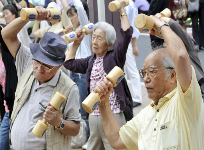 От Китая до Израиля: на какую пенсию живут пенсионеры в разных странах мира