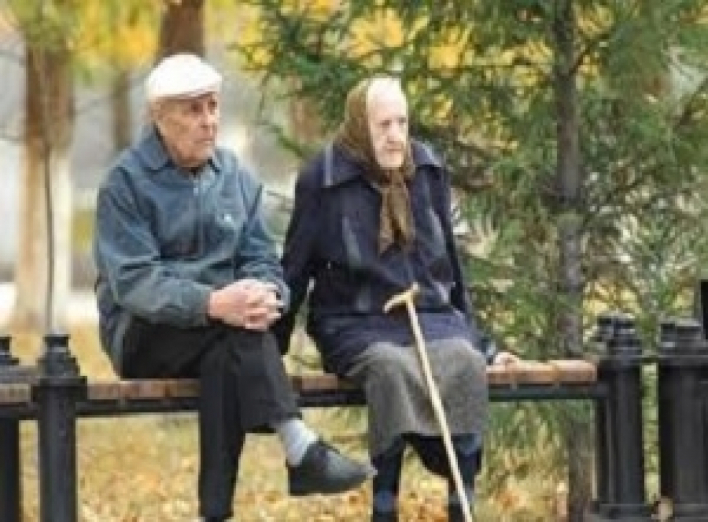 Слуга народу: підвищення пенсійного віку неминуче