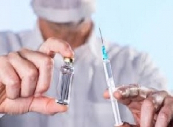 “Вакцинація розпочнеться в липні”: МОЗ готує українців до другої хвилі COVID-19