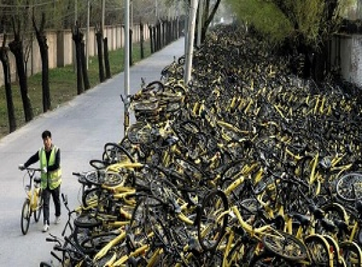 В Китае больше не пользуются велосипедами