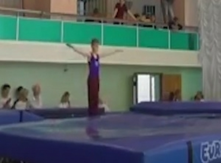 Чемпіонат України зі стрибків на батуті фото