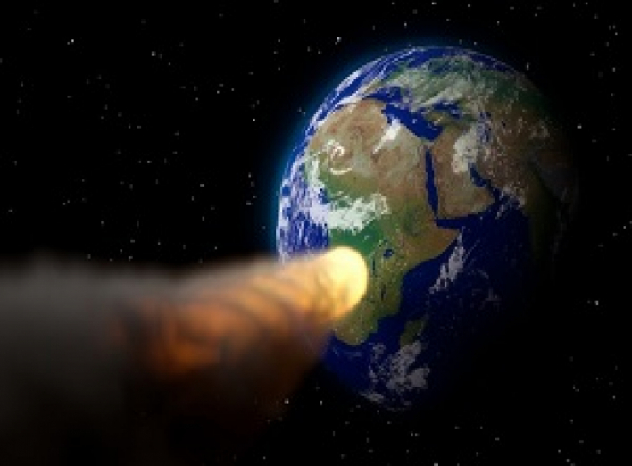 К нашей планете приближается огромный астероид фото