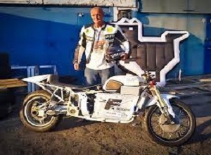 Знаменитый мотоцикл "Днепр" - серийный электробайк фото