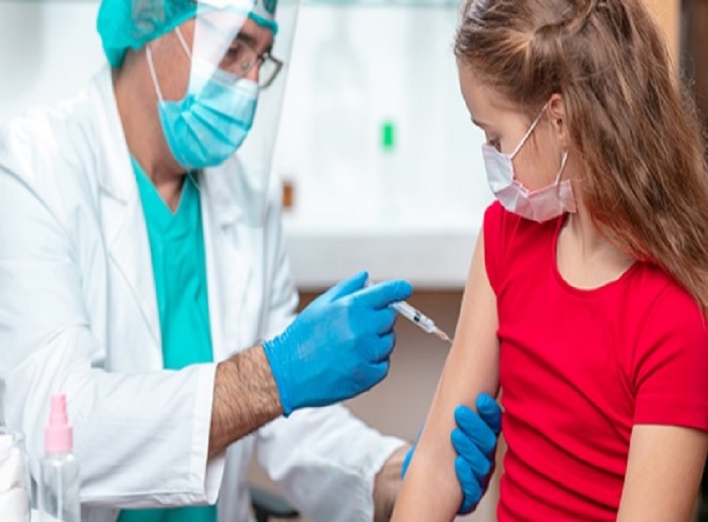 Можуть почати вакцинувати дітей, але з обмеженнями