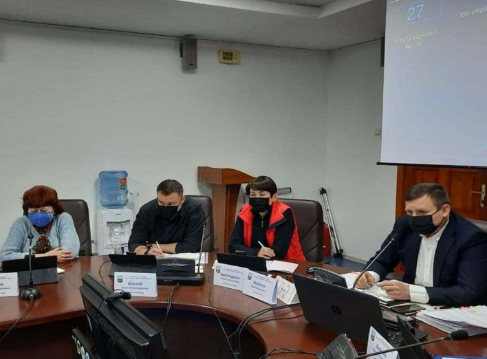 Які питання розглядали на сесії Славутицької міської ради? фото