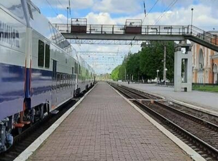 Славутицький перевізник має намір пустити рейс до київської електрички фото