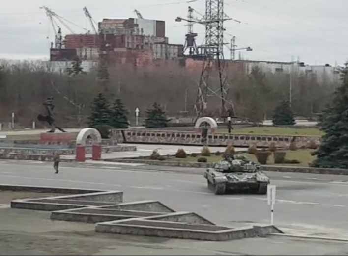 Наслідки окупації Чорнобильської АЕС російськими військами фото
