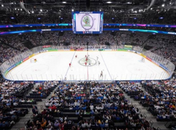 Росію та Білорусь усунено від усіх турнірів з хокею на 2023 рік фото