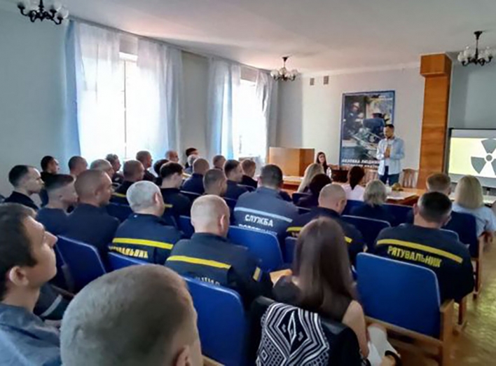 У Славутичі відбувся навчальний тренінг щодо дій під час хімічної, ядерної та радіаційної безпеки фото