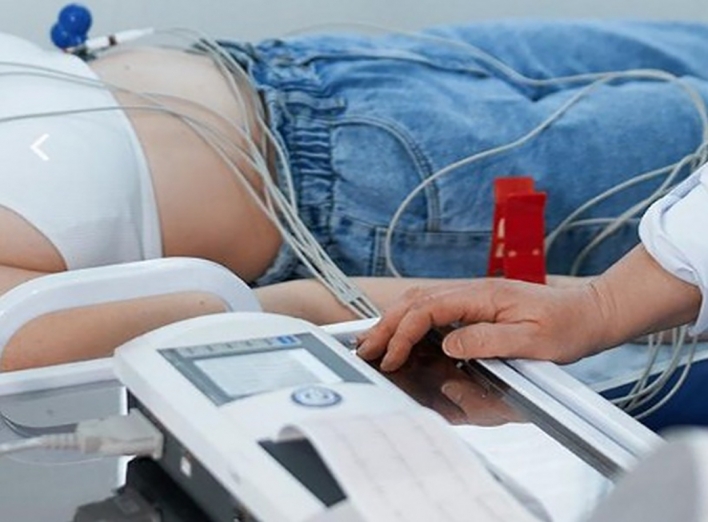 300 телеметричних кардіографів для вагітних отримають перинатальні центри України, 20 з них - медзаклади Чернігівщини. фото