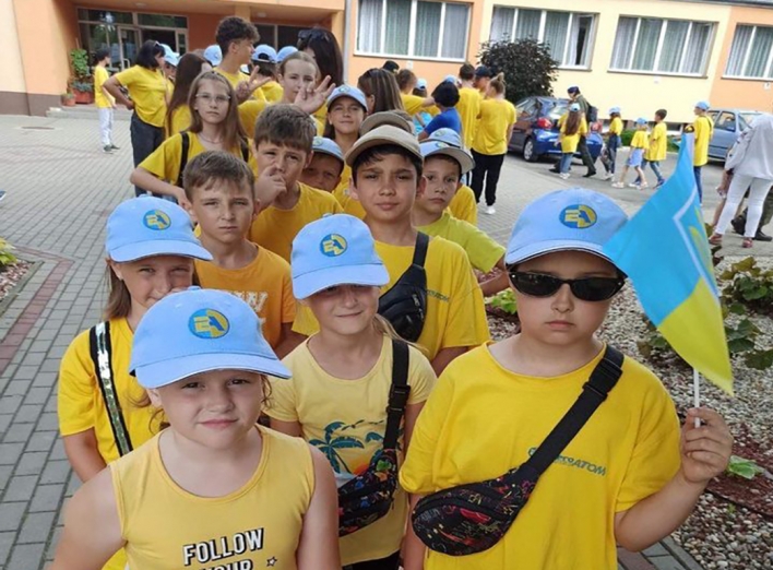 Державне українське свято славутицькі діти зустріли у Польщі фото