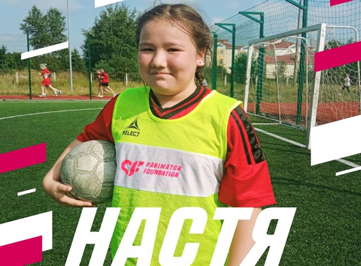 Славутицька дівчинка, яка мріє стати зірковою футболісткою фото