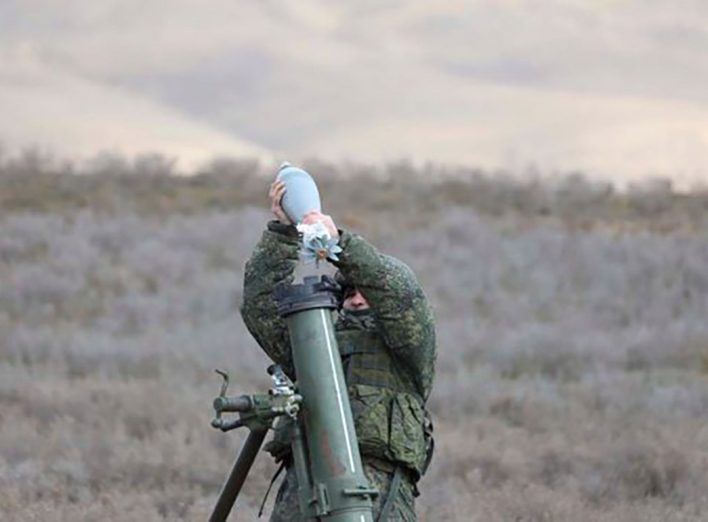 Російські військові з мінометів обстріляли територію Чернігівщини фото