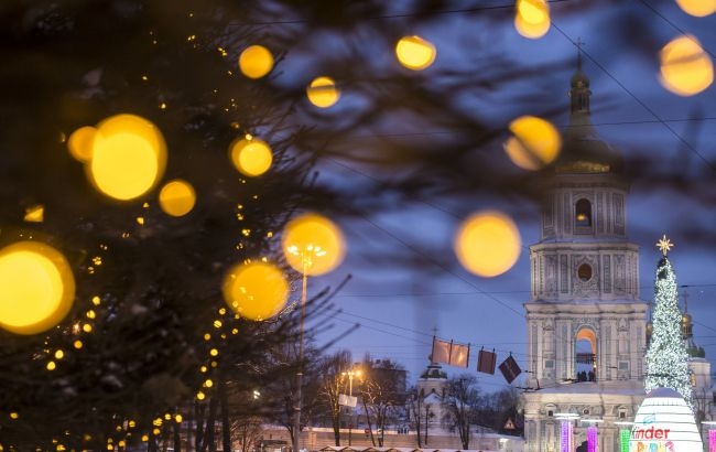 Більшість українців хочуть перенести Різдво на 25 грудня