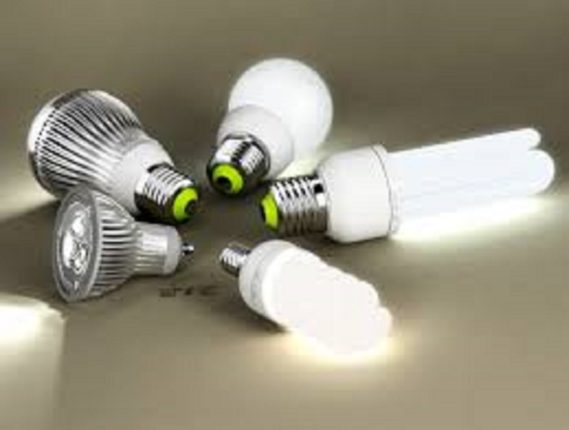 У січні кожен повнолітній славутичанин зможе отримати безкоштовно 5 LED-лампочок: деталі фото