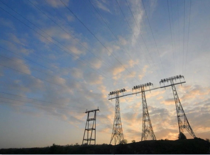 За несправедливі графіки відключення електрики в Україні оштрафували три обленерго