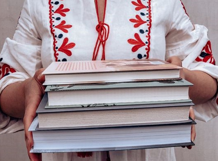 Сучасні українські книжки, які варто прочитати кожному фото