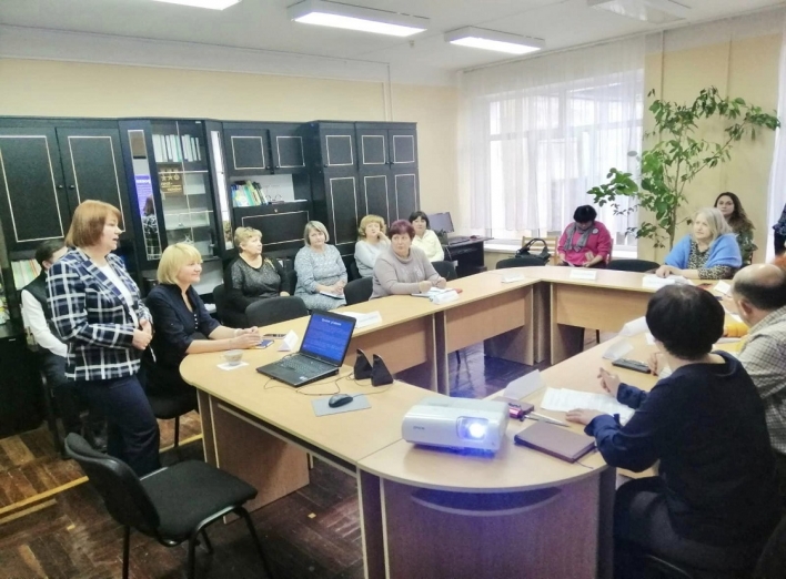 Підсумовуємо - плануємо - фокусуємо: освітяни Славутича провели перше засідання фахової колегії у 2023 році фото