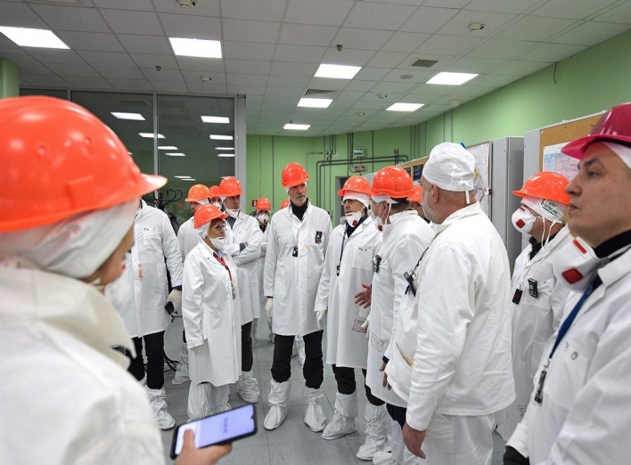 Посол Франції відвідав Чорнобильську АЕС (фото) фото