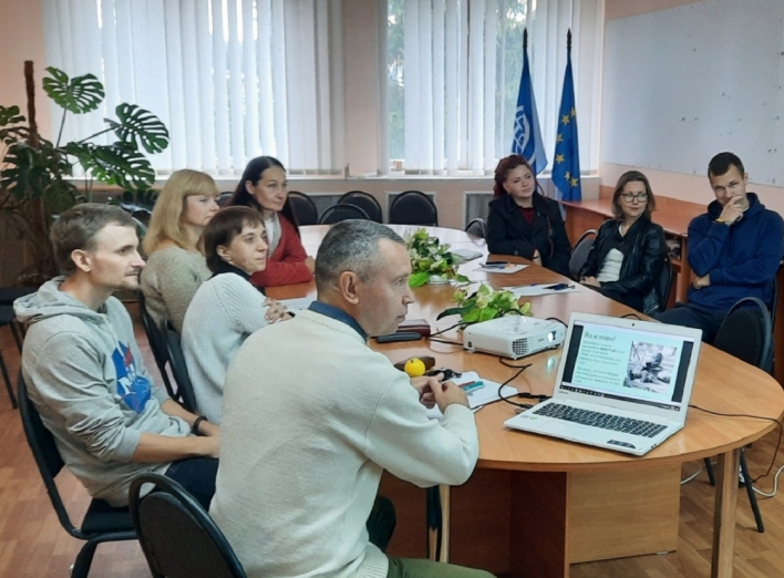 Славутицький соціально-психологічний центр надає допомогу фото