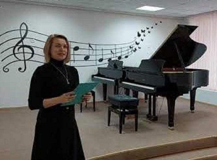 "Весна на клавішах" - у Славутичі відбувся концерт юних піаністів (відео) фото