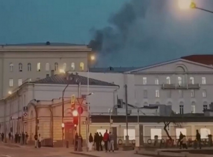 У московії через чайник горіла будівля Міноборони фото