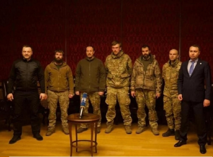 Захисники "Азовсталі", яких обміняли в Туреччину, по суті, в полоні — екскомандир полку "Азов"