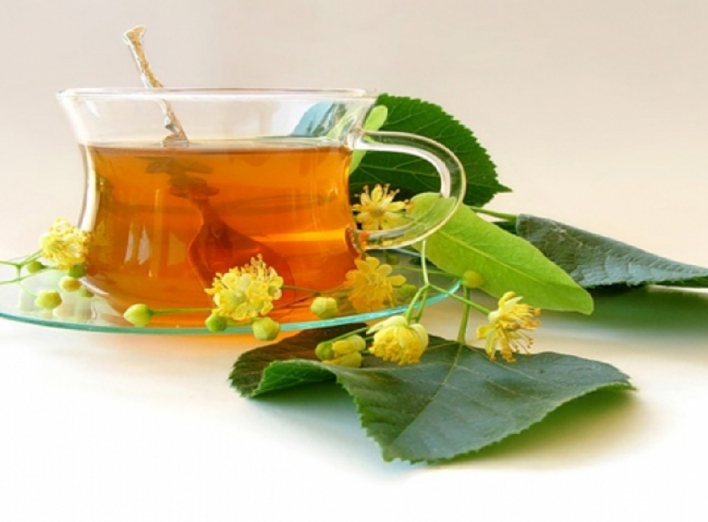 Липовий чай: як правильно збирати квіти і готувати цілющий напій