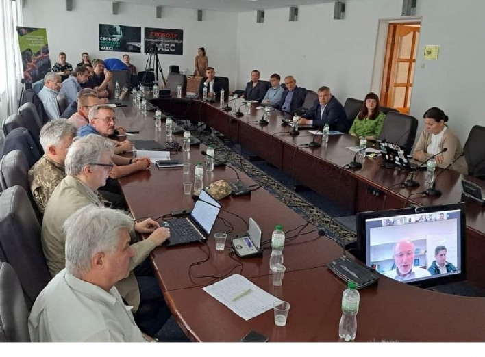 У Славутичі відбулась Міжнародна конференція щодо поводження з рідкими радіоактивними відходами фото