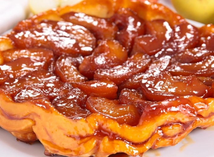 Пиріг на щастя: яблучний тарт-татен фото