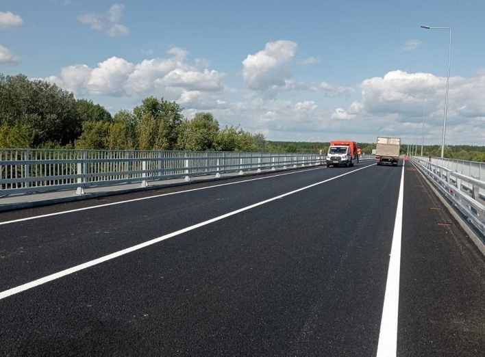  Відкрився  руху транспорту через один з найбільших мостів на Чернігівщині  фото