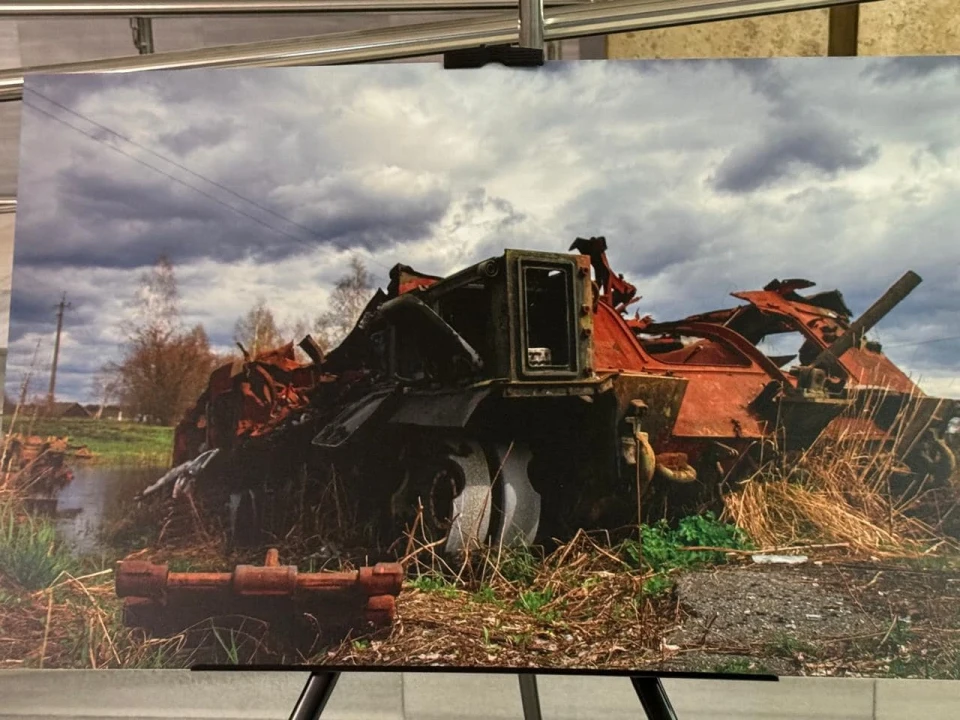 Фотовиставка "Довкілля і війна": Відображення природи ЧАЕС в умовах війни фото №5