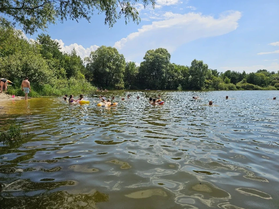 Відпочинок на воді: улюблені пляжі жителів Славутича фото №3