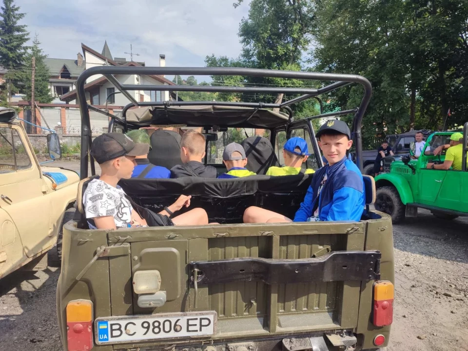 Вихованці Славутицької ДЮСШ відвідали тренувально-оздоровчий збір у Славському фото №13