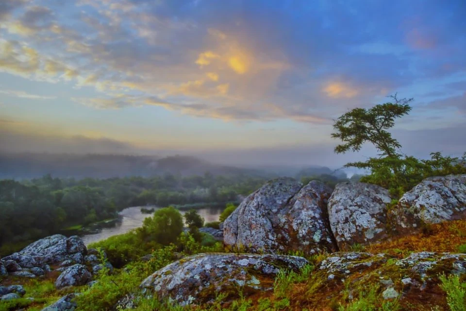 У Чернігівському Палаці культури відкрилася конкурсна фотовиставка "Київський літній фотовернісаж" фото №30