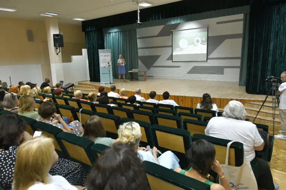 Освітяни Славутича готуються до нового навчального року: підсумки серпневої наради фото №33