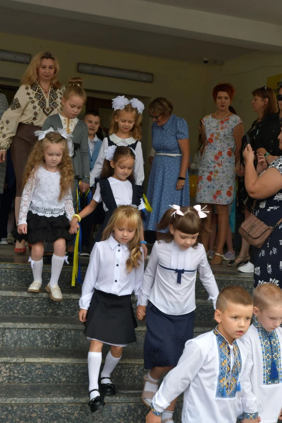 Друге вересня: початок нового навчального року в Славутицькому ліцеї "БезМеж" фото №4