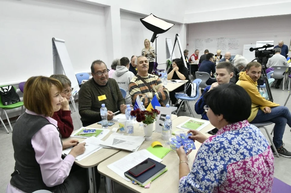  Погляд у майбутнє: завершення першої сесії Громадської асамблеї Славутицької громади фото №12