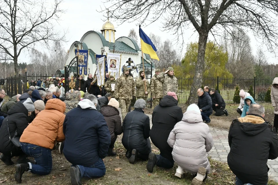 Славутич попрощався з захисником Геннадієм Гаєвим: день жалоби та скорботи фото №14