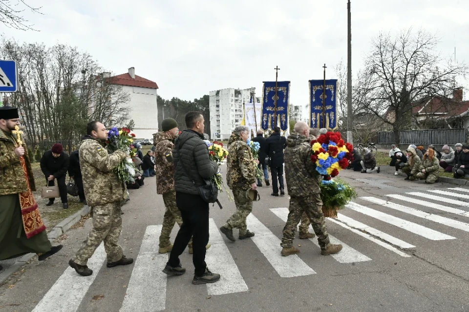 Славутич попрощався з захисником Геннадієм Гаєвим: день жалоби та скорботи фото №22