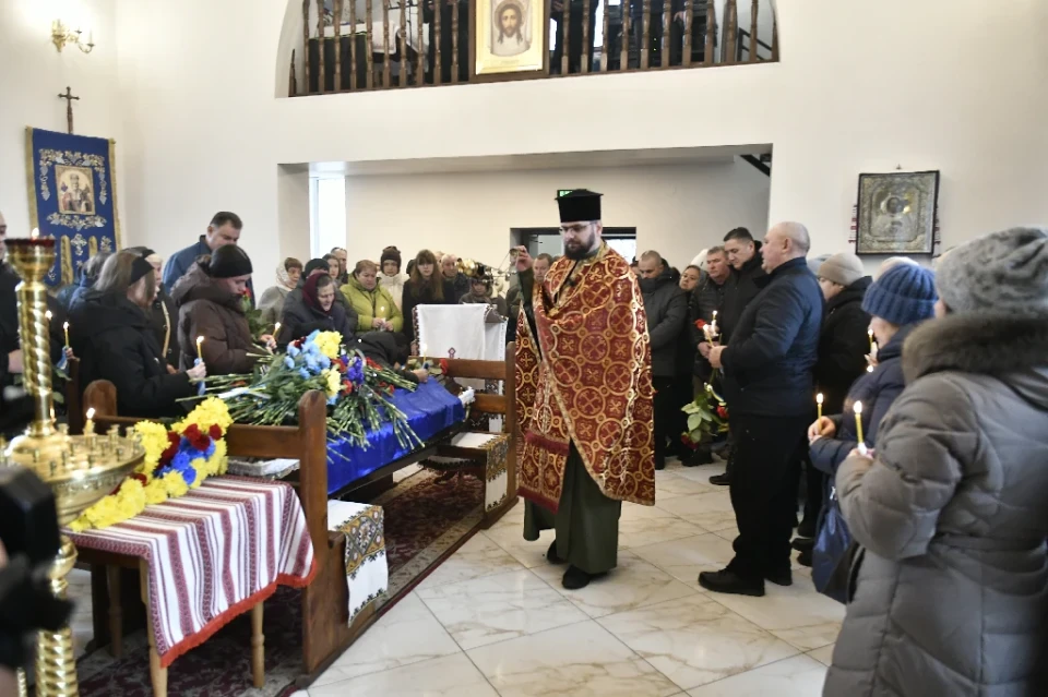 Славутич попрощався з захисником Геннадієм Гаєвим: день жалоби та скорботи фото №31