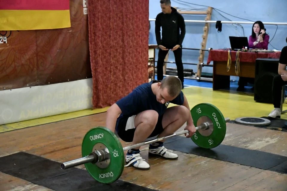 Юні важкоатлети Славутича підкорюють нові висоти: як пройшов чемпіонат міста фото №19