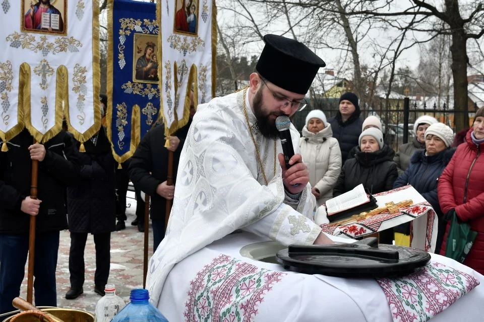 У Славутичі відбулося освячення води на честь Водохреща фото №9