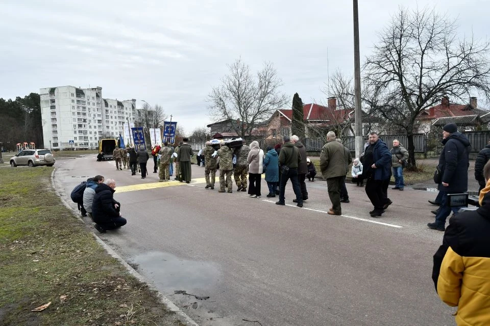 Славутич попрощався із захисником України Геннадієм Терещенком фото №32