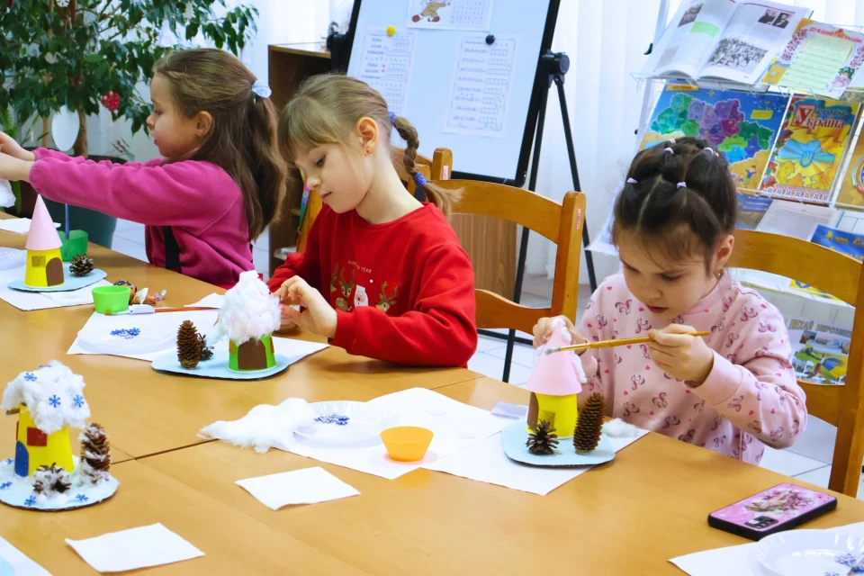 Тут можна шуміти! Як дитяча бібліотека у Славутичі руйнує стереотипи та закохує дітей у книжки фото №5