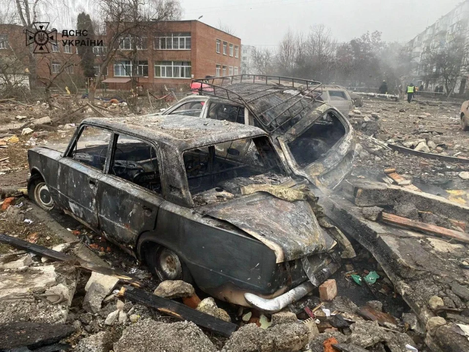 Ракетний удар у Полтаві: зруйновані будинки, є загиблі та поранені фото №4